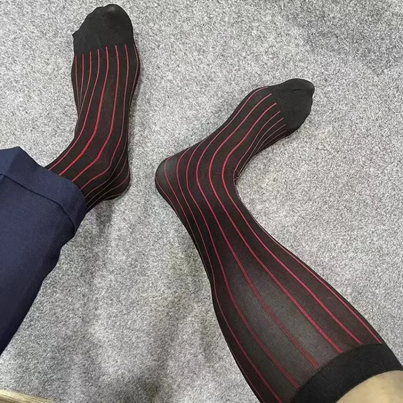 Kaus Kaki Pria Bergaris, Kaus  - Young Men Formal Wear ulasan dan harga