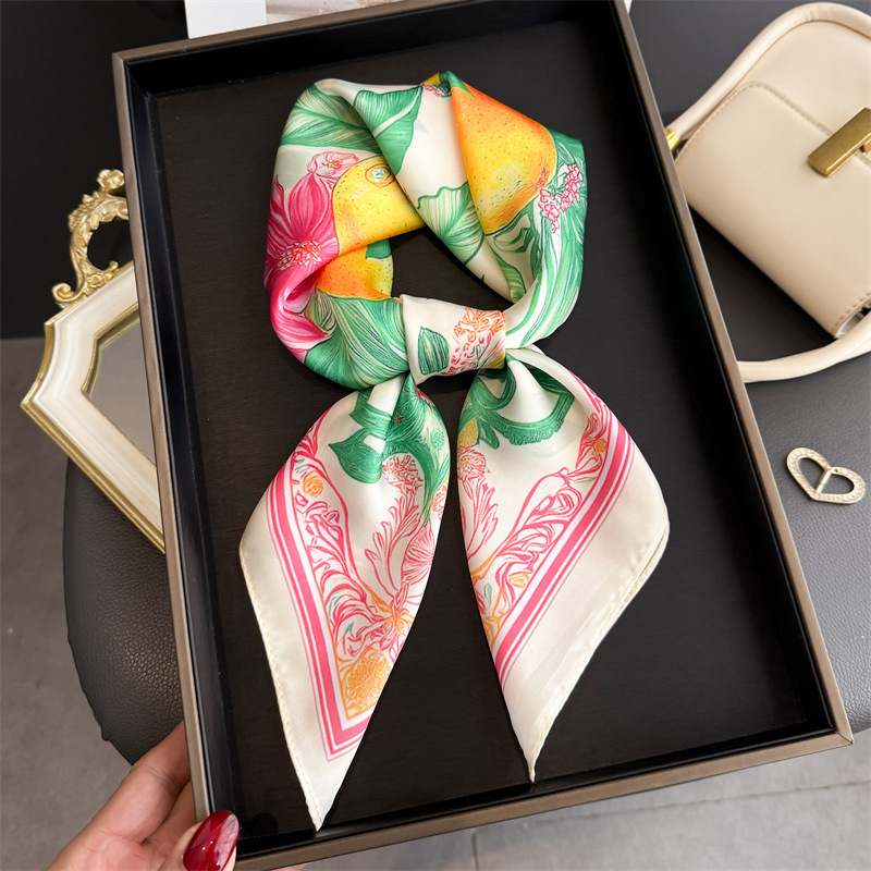 Kerudung Segi Empat Sutra Moti - Silk Tie Woven ulasan dan harga